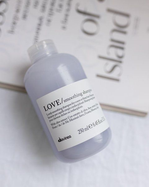 Розгладжуючий шампунь для кучерявого волосся Davines Love Smoothing Shampoo 250 ml 001814 фото