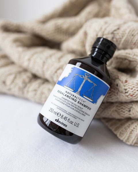 Нормалізуючий шампунь Davines Rebalancing Shampoo 250 ml 001862 фото