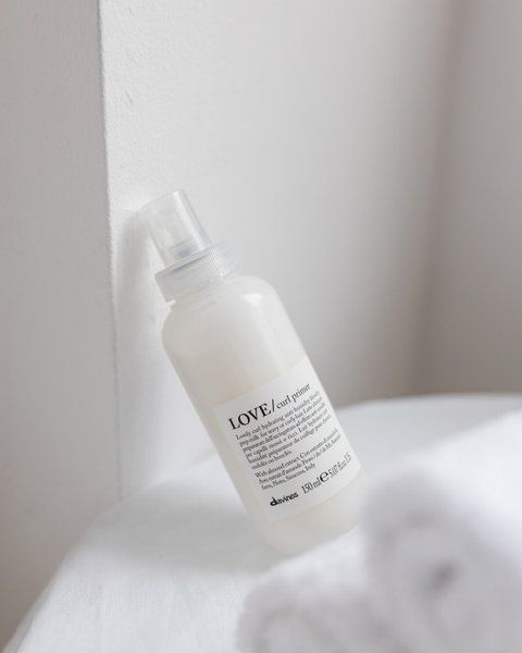 Незмивний спрей-праймер для кучерявого волосся Davines Love Curl Primer 150 ml 001881 фото