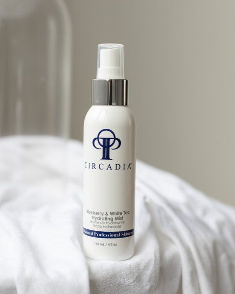 Антиоксидантний спрей-міст для обличчя Circadia Blueberry & White Tea Hydrating Mist 118 ml 002558 фото