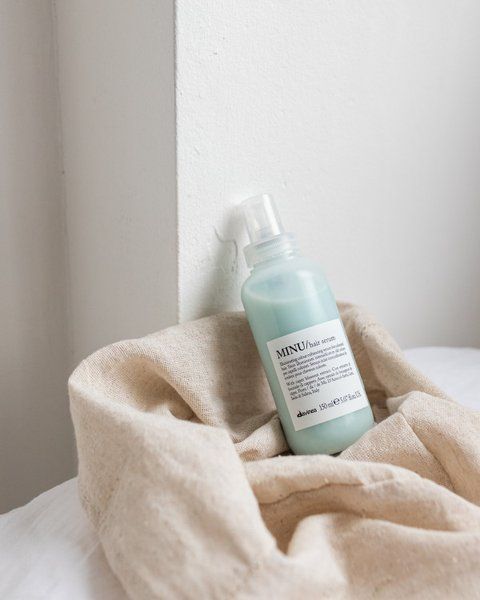 Спрей-сироватка для фарбованого волосся Davines MINU Hair Serum 150 ml 001824 фото
