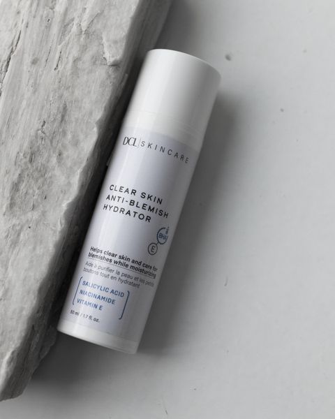 Увлажняющий флюид для коррекции высыпаний и комедонов DCL Clear Skin Anti-Blemish Hydrator 50 ml 001266 фото