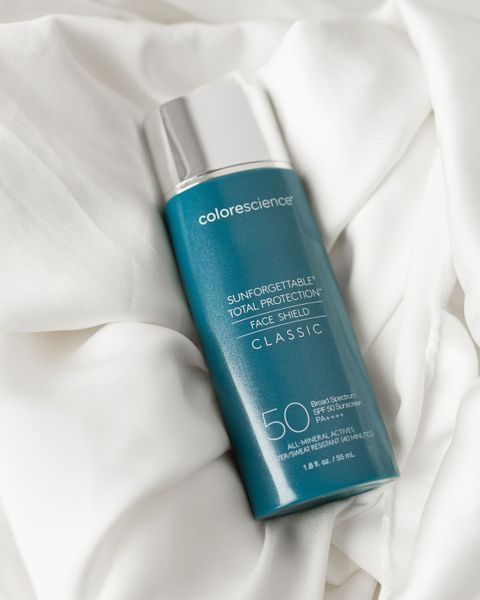 Сонцезахисний флюїд для обличчя з тонуючим ефектом Colorescience Sunforgettable Face Shield SPF 50 Classic 55 ml 001353 фото