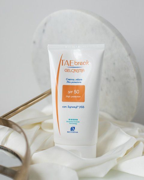 Сонцезахисний крем-гель для тіла та обличчя Biogena Tae Break Gel Crema SPF 50 150 ml 001355 фото
