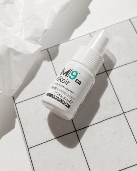 Спрей-реконструктор с микропротеинами Napura M9 Rikeir Professional Keratin Pre Shampoo Hair Repair Treatment 30 ml 002842 фото