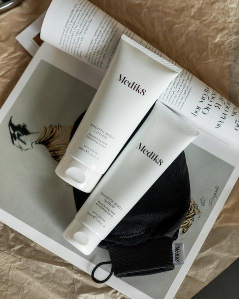 Набір для гладкості шкіри тіла Medik8 Smooth Body Exfoliating Kit 001762 фото