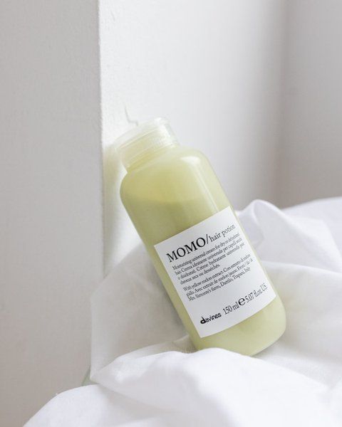 Зволожувальний крем-кондиціонер Davines MOMO Hair Potion 150 ml 001826 фото