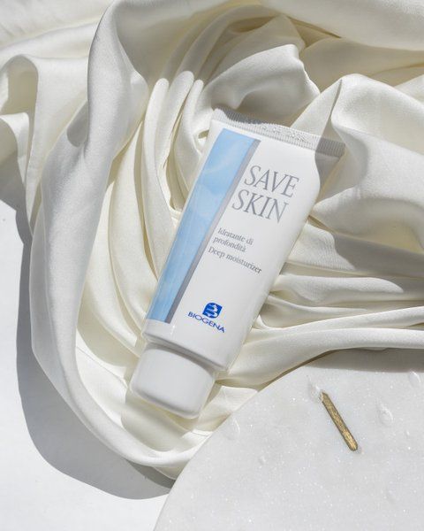 Гіперзволожувальний та відновлювальний крем для сухої шкіри Biogena Save Skin Cream 50 ml 003359 фото