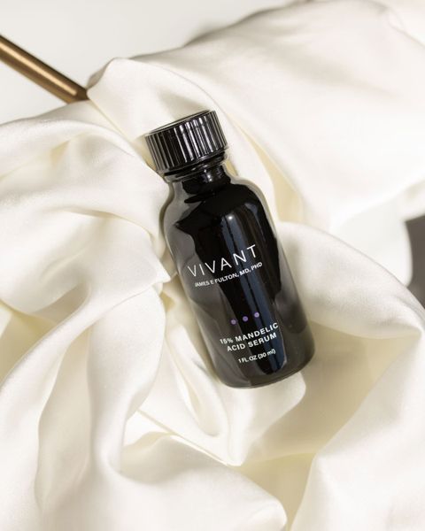 Активна сироватка з 15% мигдальною кислотою Vivant 15% Mandelic Acid 3-in-1 Serum 30 ml 001714 фото