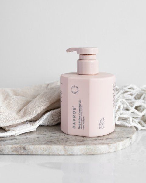 Очищающий гель Davroe Body and Face Cleansing Gel 300 ml 003328 фото