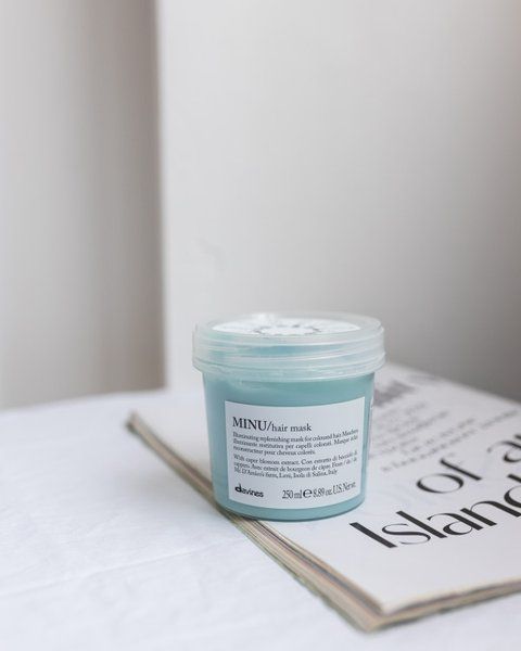 Восстанавливающая маска для окрашенных волос Davines MINU Hair Mask 250 ml 001823 фото