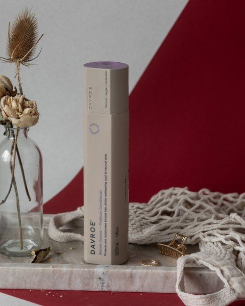 Тонирующий кондиционер для светлых волос Davroe Blonde Senses Platinum Conditioner 325 ml 002460 фото