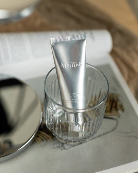 Сыворотка с ретиналем Medik8 Crystal Retinal 20 30 ml 003550 фото