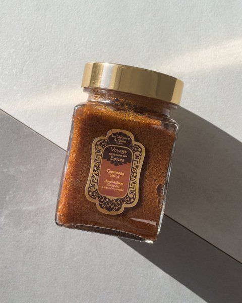 Скраб для тіла із східними мотивами La Sultane De Saba Oriental Ayurvedic Gommage Scrub 300 ml 002410 фото