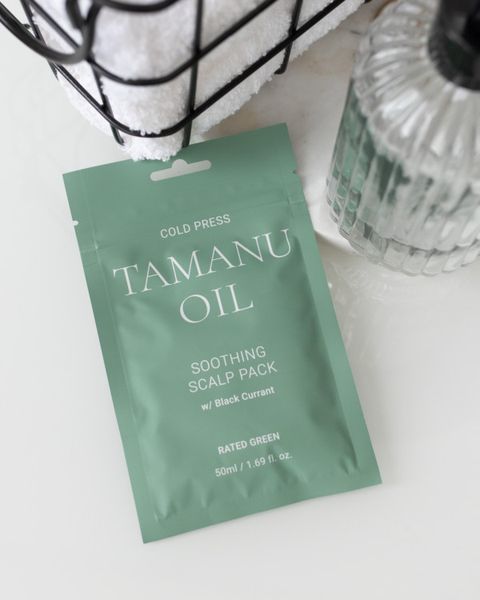 Успокаивающая маска с маслом таману и чёрной смородины Rated Green Cold Press Tamanu Oil Soothing Scalp Pack W/ Honey 50 ml 001458 фото