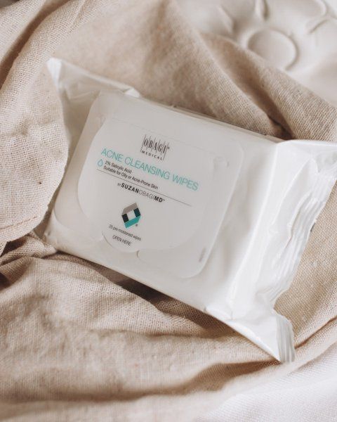 Серветки з саліциловою кислотою 2% для очищення Obagi Medical SUZAN OBAGI MD Acne Cleansing Wipes 25 pcs 001237 фото